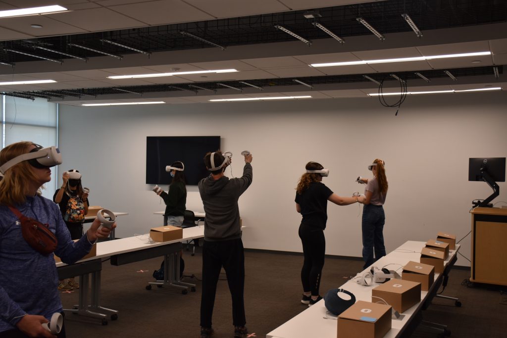 Student try out AR/VR at CSU SPUR